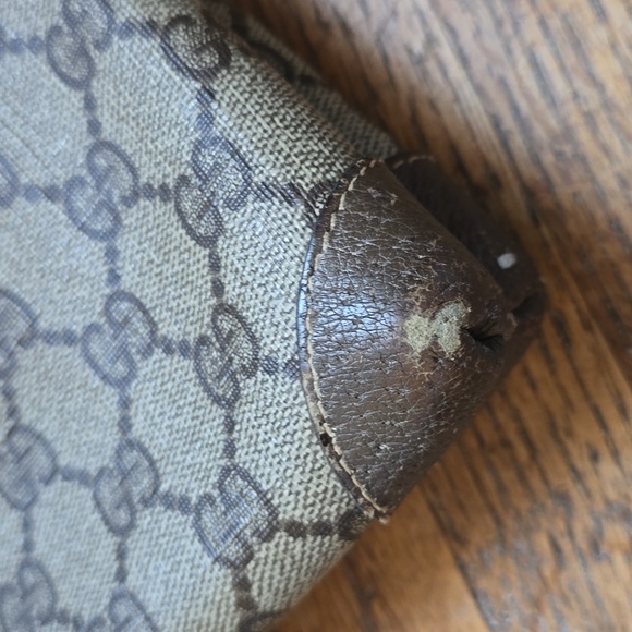 Authentic Gucci Monogram Canvas Purse - Picture 4 of 11